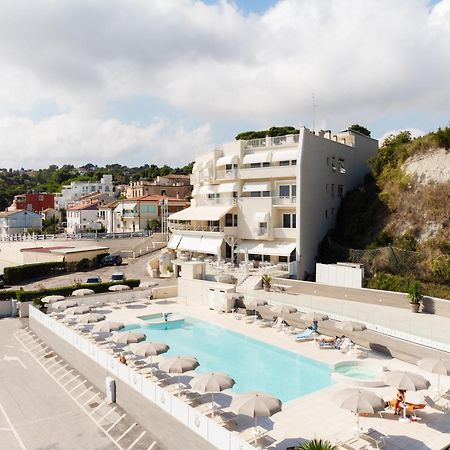 Hotel Scogliera Нумана Екстер'єр фото