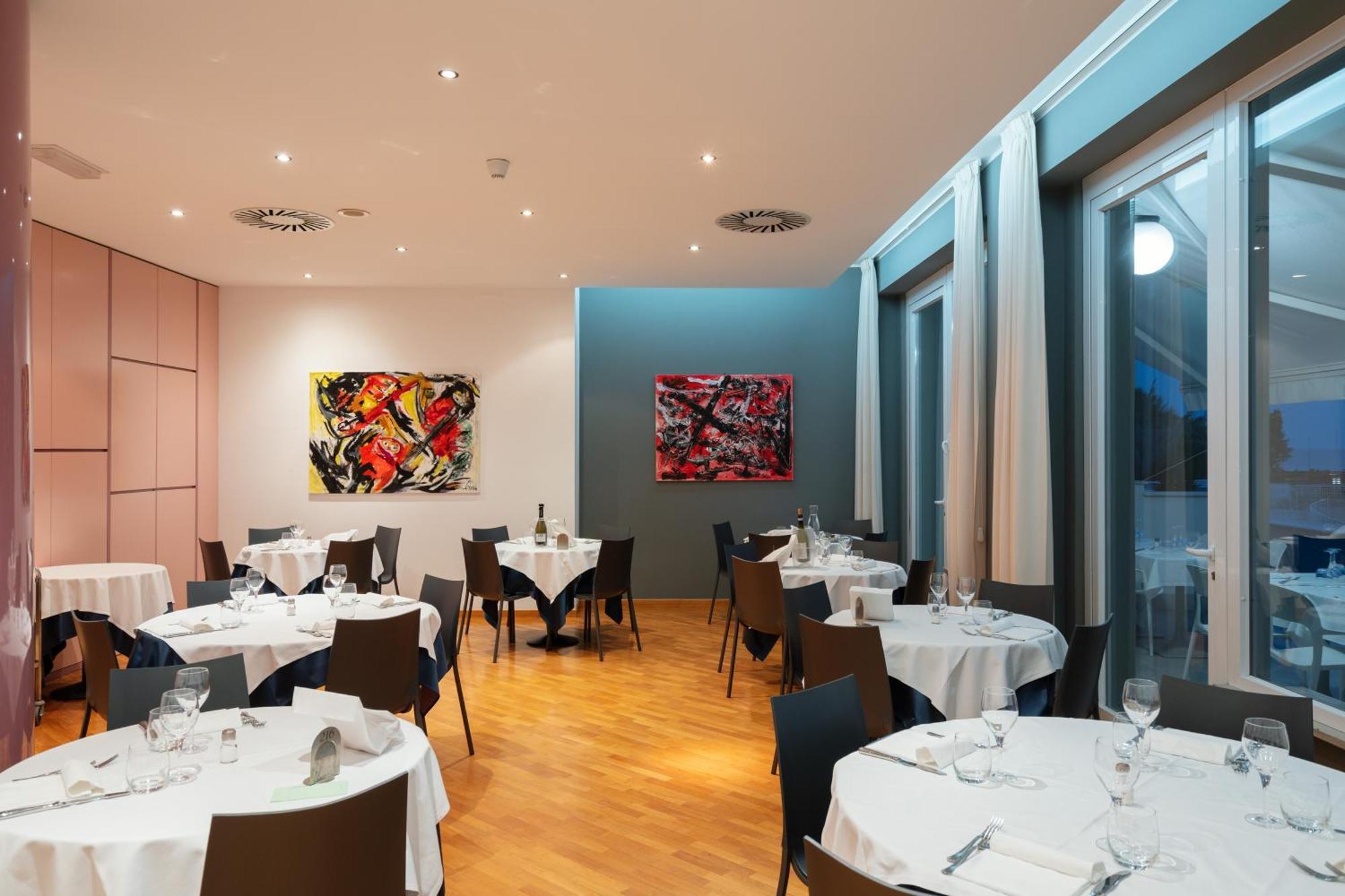 Hotel Scogliera Нумана Екстер'єр фото